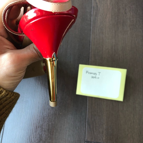 Louis Vuitton patent leather strap sandals - Picture 7 of 8